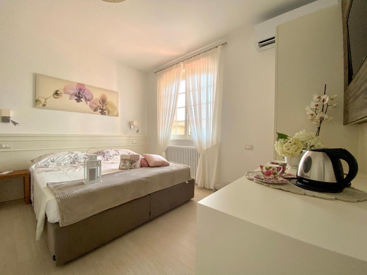 Bellaisa Bed & Breakfast Camaiore Exterior photo