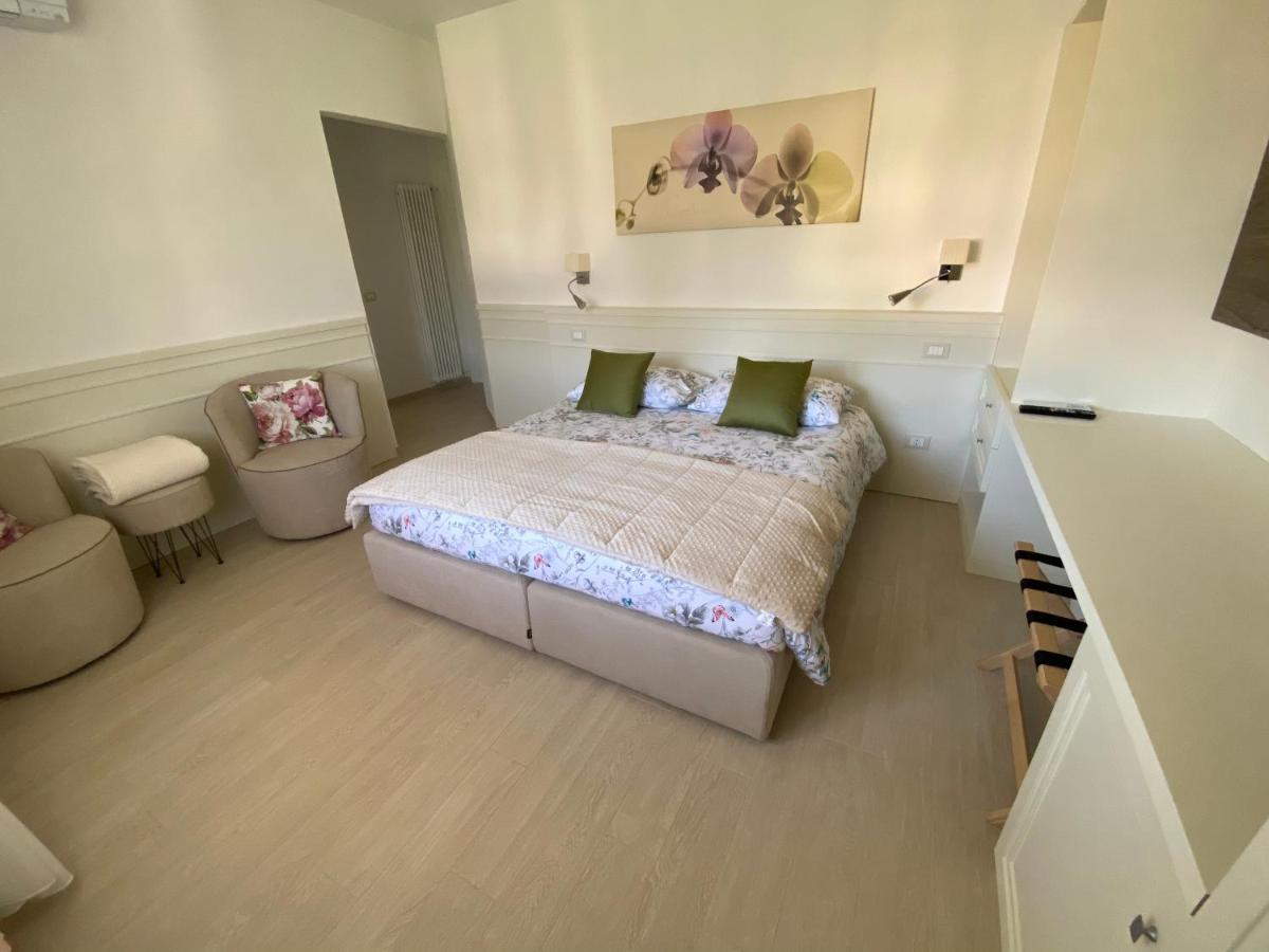 Bellaisa Bed & Breakfast Camaiore Exterior photo